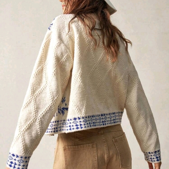 Bohemela Ladies Vacation Cardigan Turtleneck Sweater, White, Autumn/Winter - Picture 7 of 7